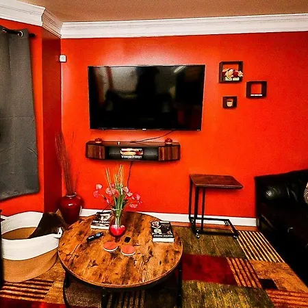 Amazing Large 3 Bed House With King Bed Less Than 10 Miles To Dtwn Atlanta Extérieur photo